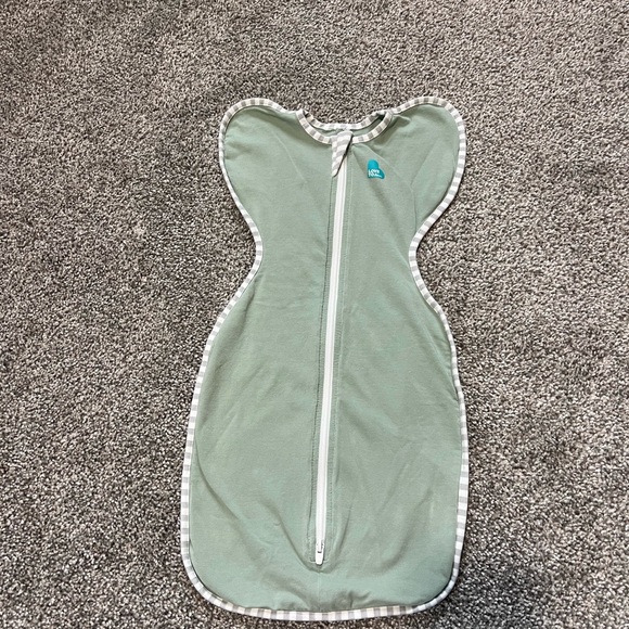 Love to Dream Swaddle Collection - Pink, Green, White - Picture 8 of 11